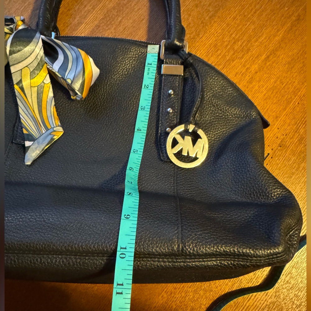 Michael Kors Black Pebbled Leather Satchel with Yellow-Gray Scarf - Picture 9 of 13